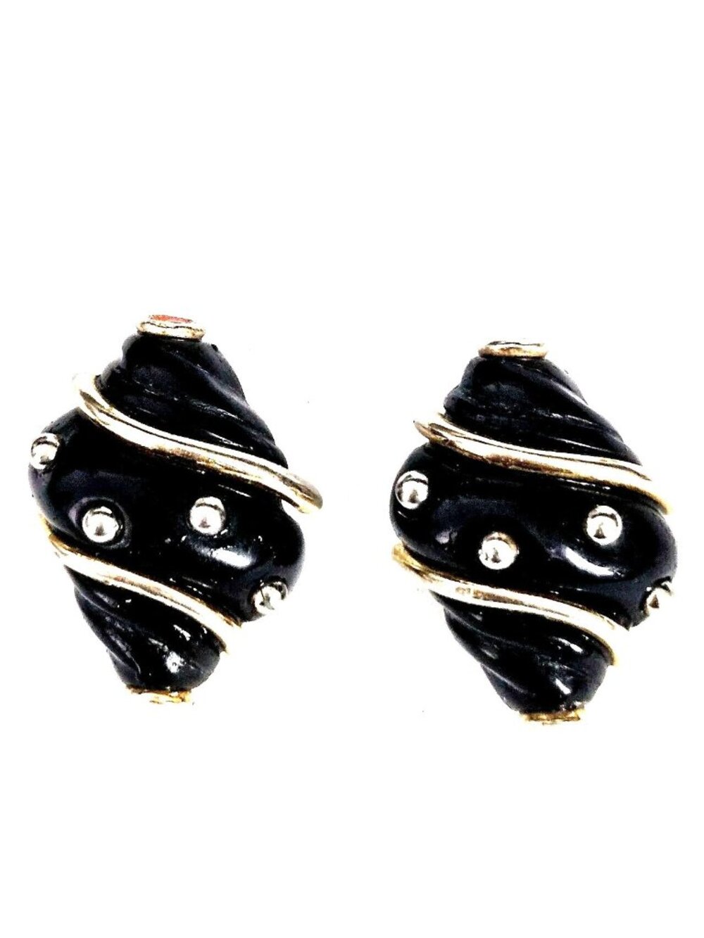 Kenneth Jay Lane Vintage Black Painted Enamel Sea Shell Clip-on Earrings